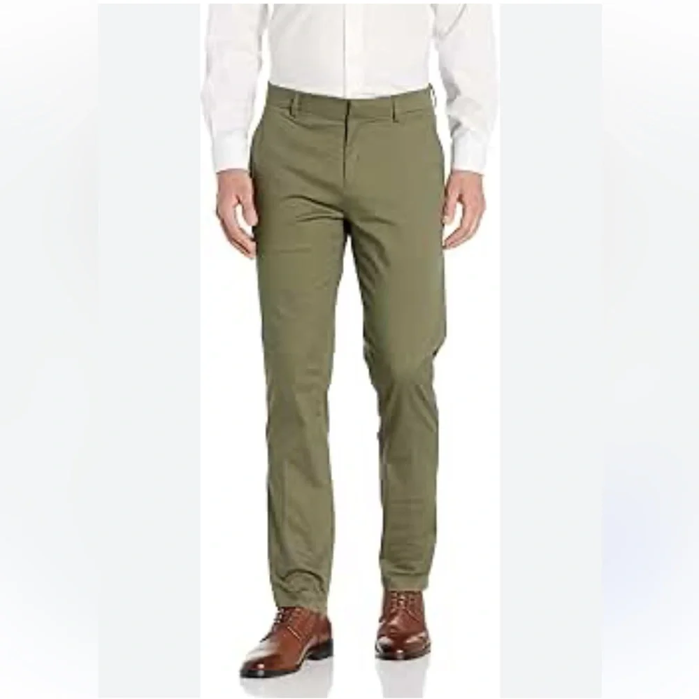 Banana republic men’s size 33/32 flu and‎ skinny fit Chino pants new with tags